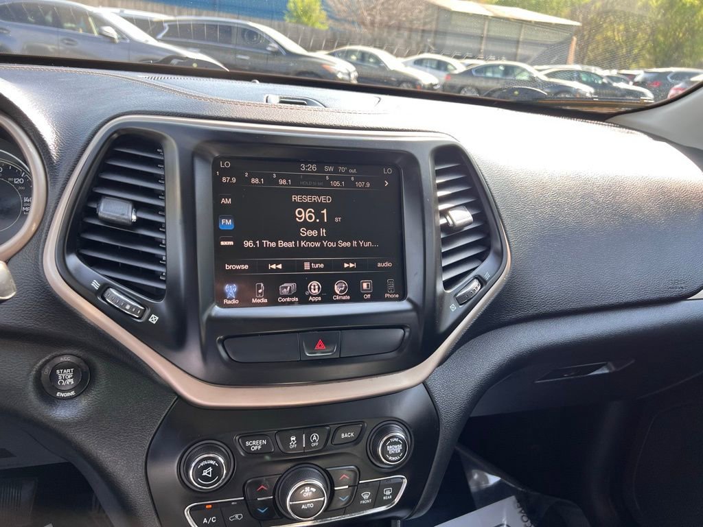 Used 2016 Jeep Cherokee Limited AWD/4WD image 15