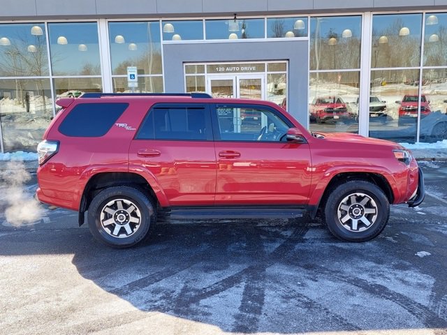 Used 2022 Toyota 4Runner TRD Off-Road Premium image 31