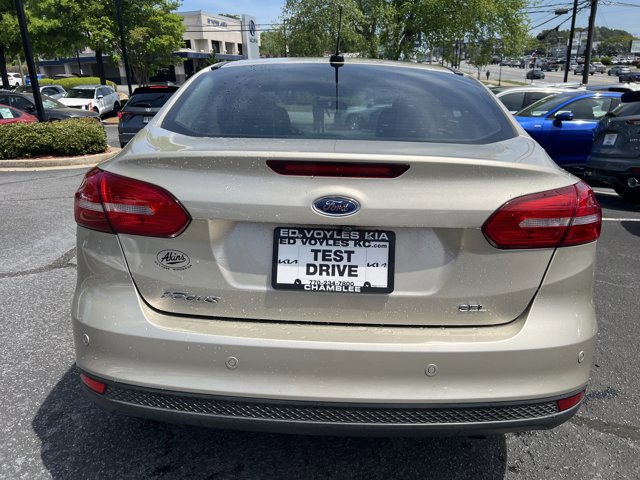 Used 2018 Ford Focus SEL image 4