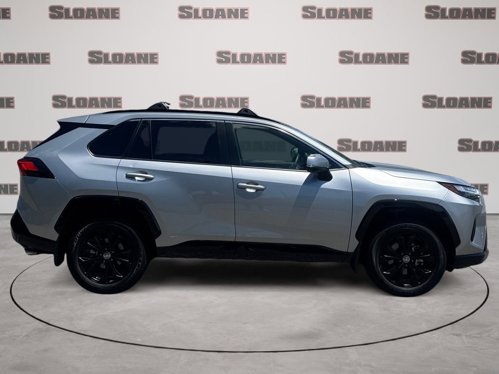Used 2025 Toyota RAV4 SE w/ Weather Package AWD/4WD image 6