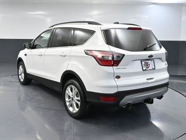 Used 2017 Ford Escape SE w/ Equipment Group 201A image 9