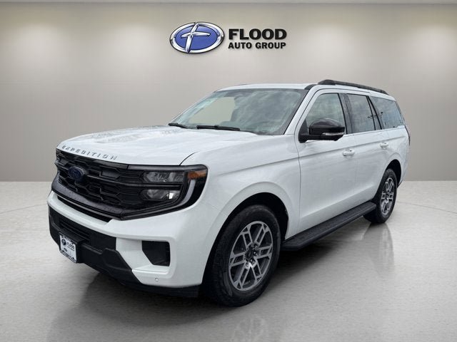 New 2026 Ford Expedition Active AWD/4WD image 3