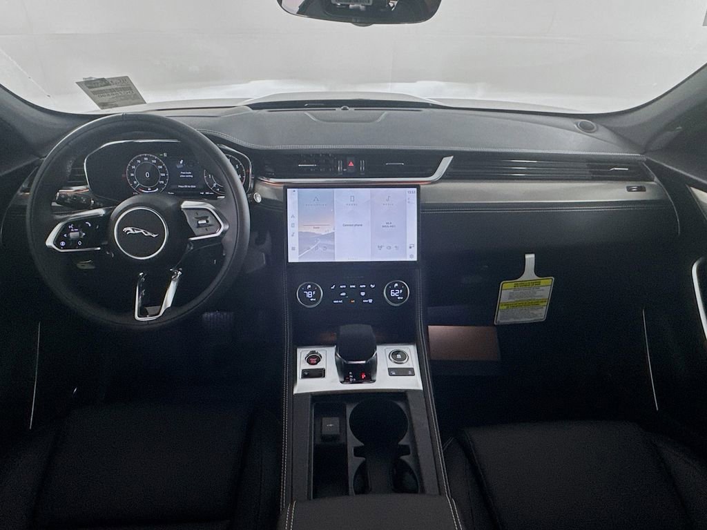 New 2026 Jaguar F-PACE R-Dynamic S image 22