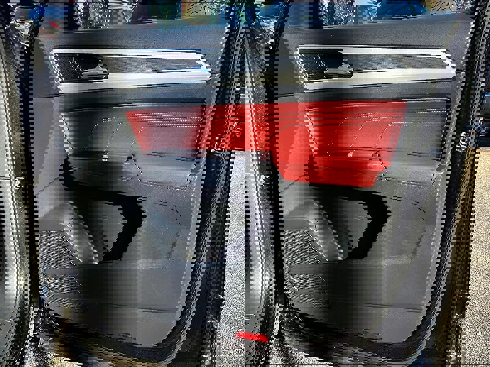 Used 2021 Volkswagen Atlas Cross Sport SEL Premium image 12