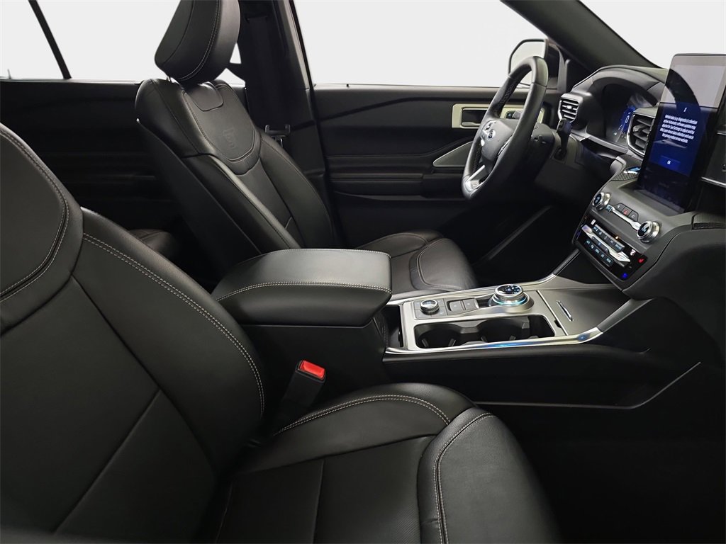 Used 2020 Ford Explorer ST w/ ST Street Pack image 10