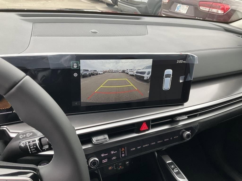 Certified 2025 Kia Sorento S AWD/4WD image 21