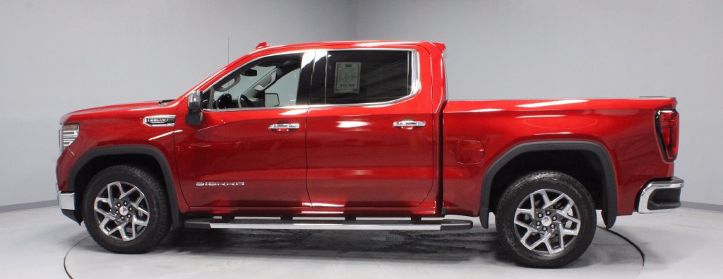 Used 2023 GMC Sierra 1500 SLT w/ SLT Convenience Package RWD image 10