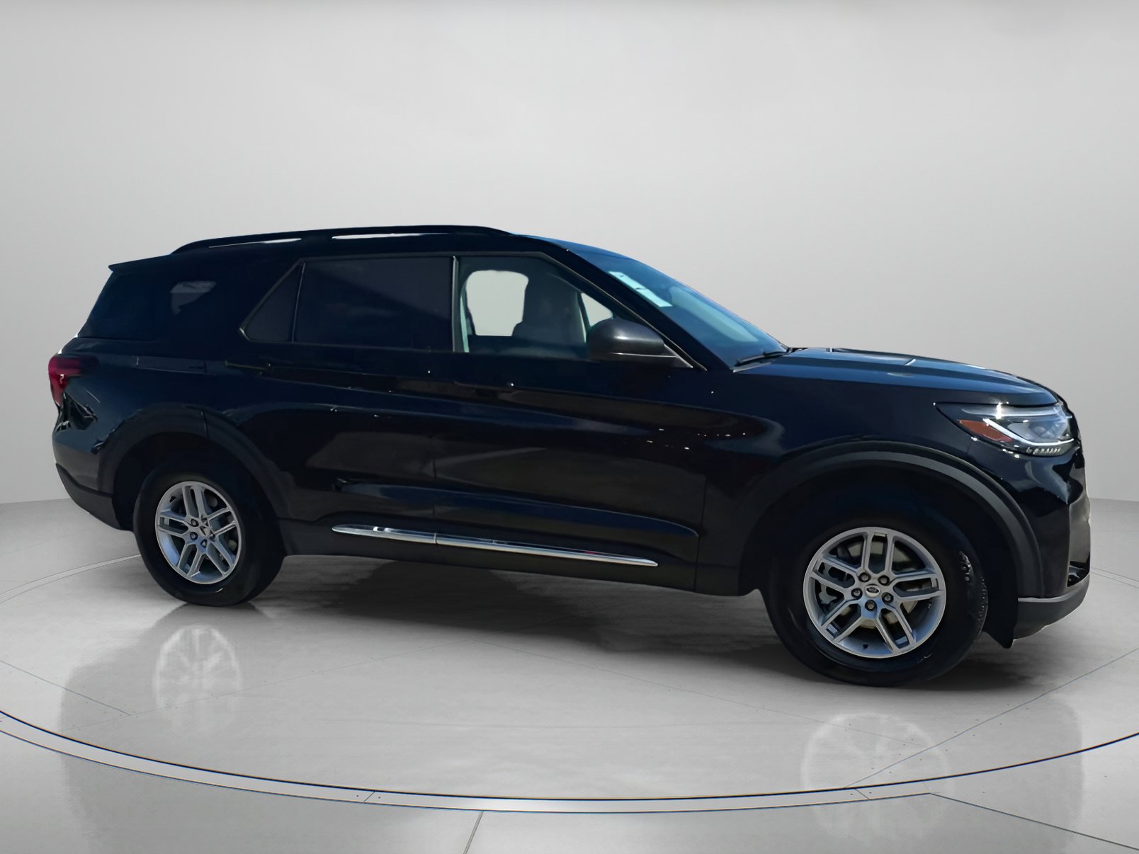 New 2025 Ford Explorer Active w/ Active Comfort Package image 38