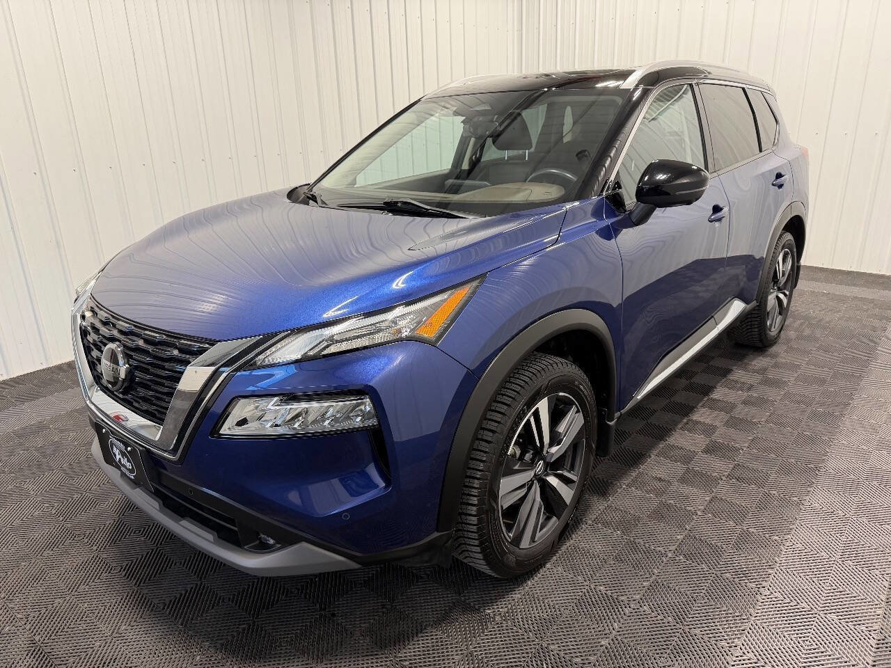 Used 2021 Nissan Rogue SL w/ Premium Package