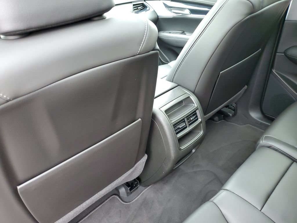 Certified 2024 Cadillac XT5 Premium Luxury FWD image 32
