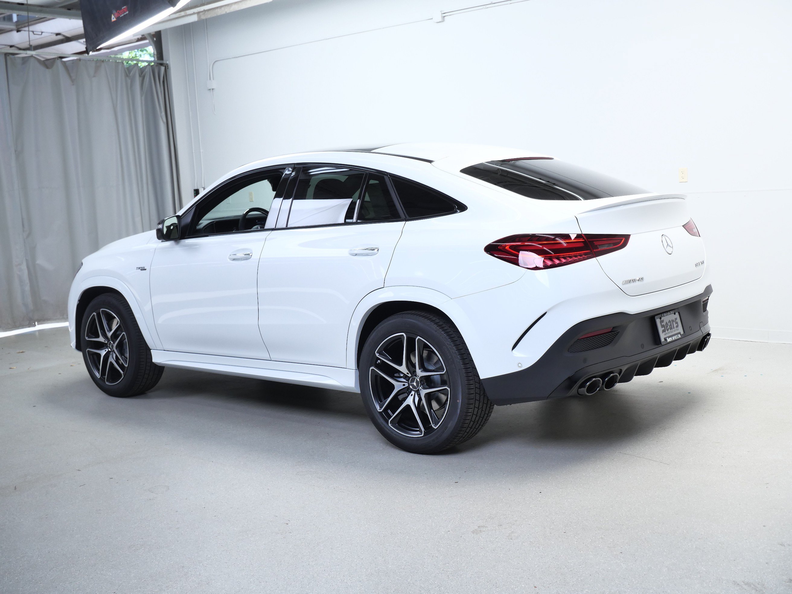 New 2026 Mercedes-Benz GLE 53 AMG 4MATIC Coupe image 6