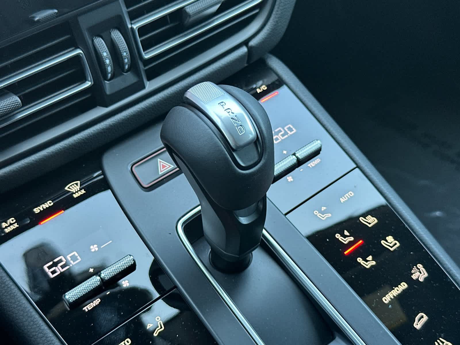 New 2026 Porsche Macan AWD/4WD image 25