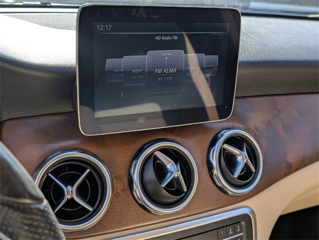 Used 2019 Mercedes-Benz GLA 250 image 16