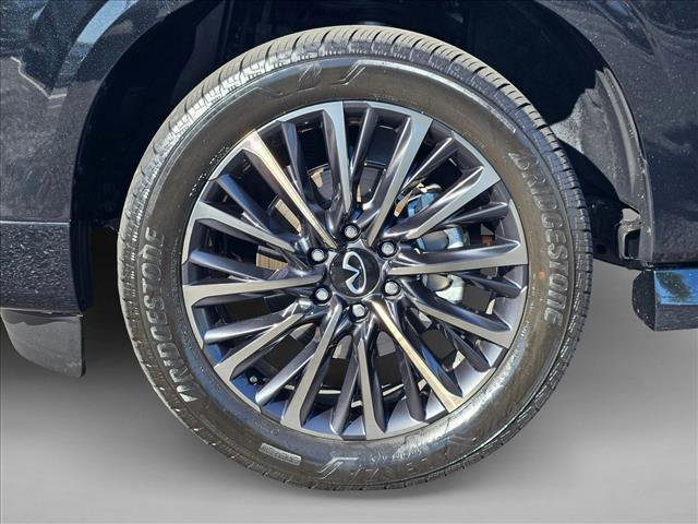 Used 2025 INFINITI QX80 Autograph w/ Autograph Exterior Package image 29