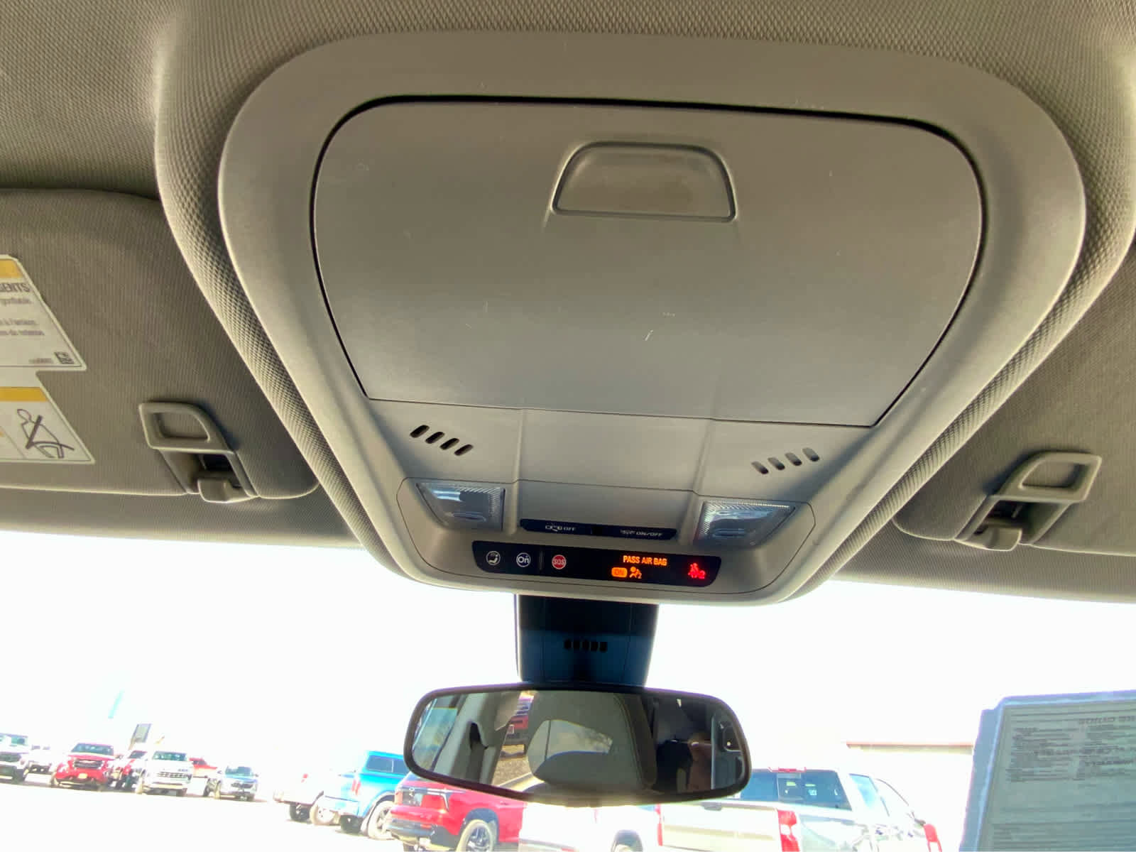 Used 2020 Chevrolet Equinox LT image 44