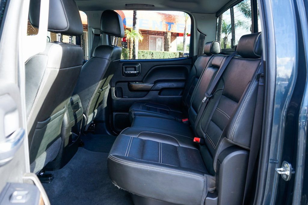 Used 2019 GMC Sierra 3500 Denali image 39