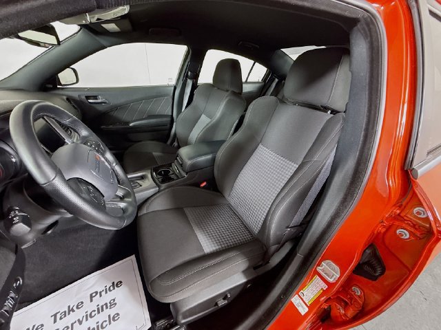 Used 2023 Dodge Charger R/T w/ Blacktop Package RWD image 22