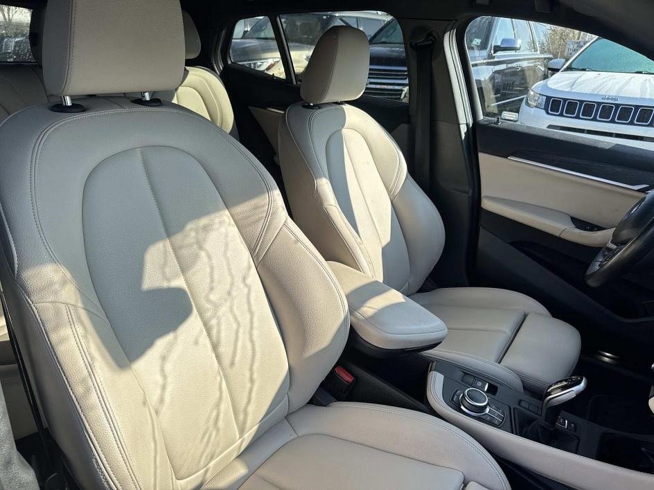 Used 2022 BMW X2 sDrive28i w/ Convenience Package image 14