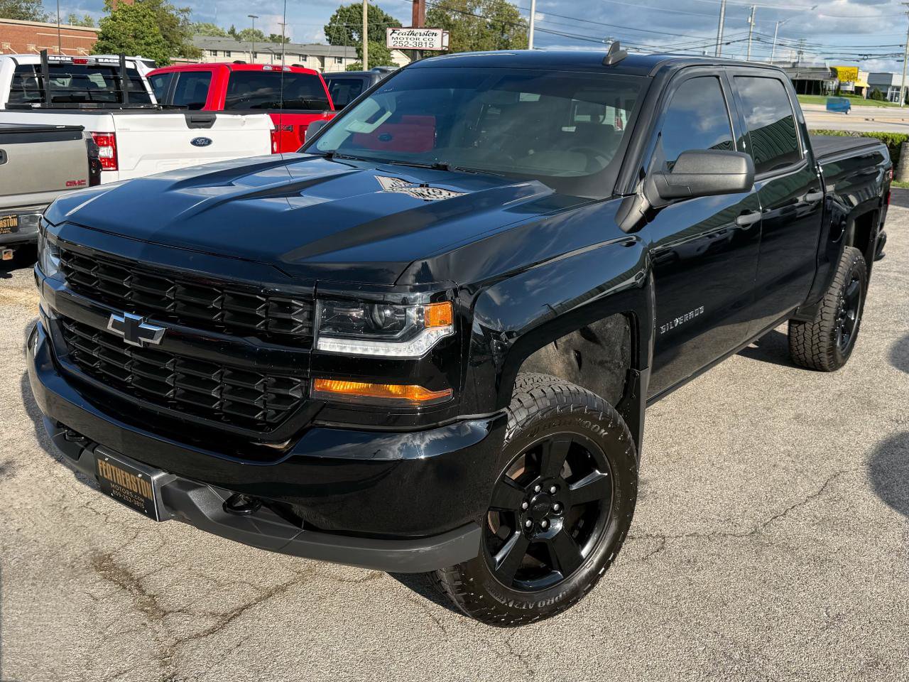 Used 2018 Chevrolet Silverado 1500 Custom w/ Custom Value Package AWD/4WD image 3
