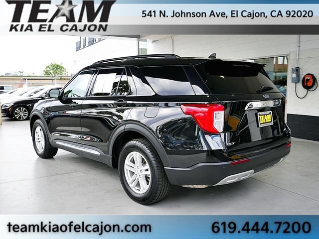 Used 2023 Ford Explorer XLT w/ Equipment Group 202A AWD/4WD image 7