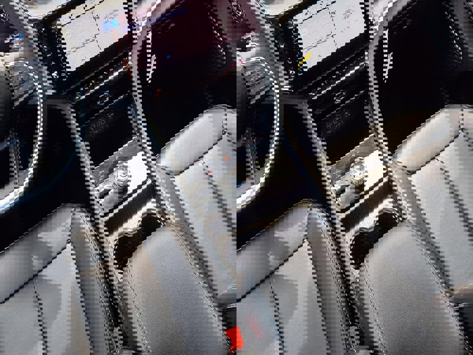 Used 2026 Jeep Grand Cherokee Limited w/ Limited Altitude Package AWD/4WD image 12