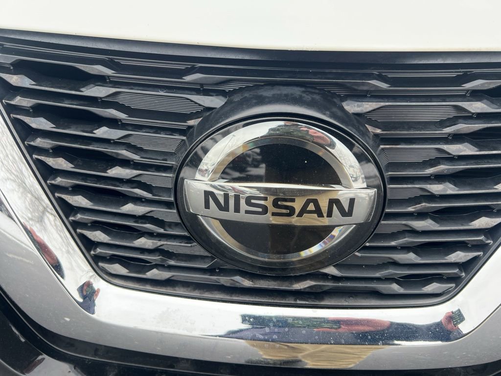 Certified 2020 Nissan Rogue S image 29