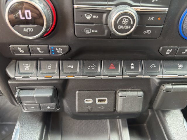 Used 2021 Chevrolet Silverado 2500 High Country AWD/4WD image 30