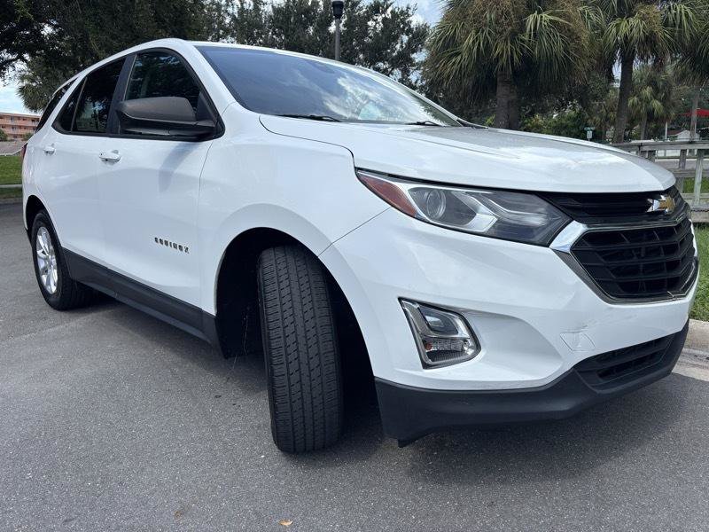 Used 2020 Chevrolet Equinox LS w/ LS Convenience Package FWD image 13