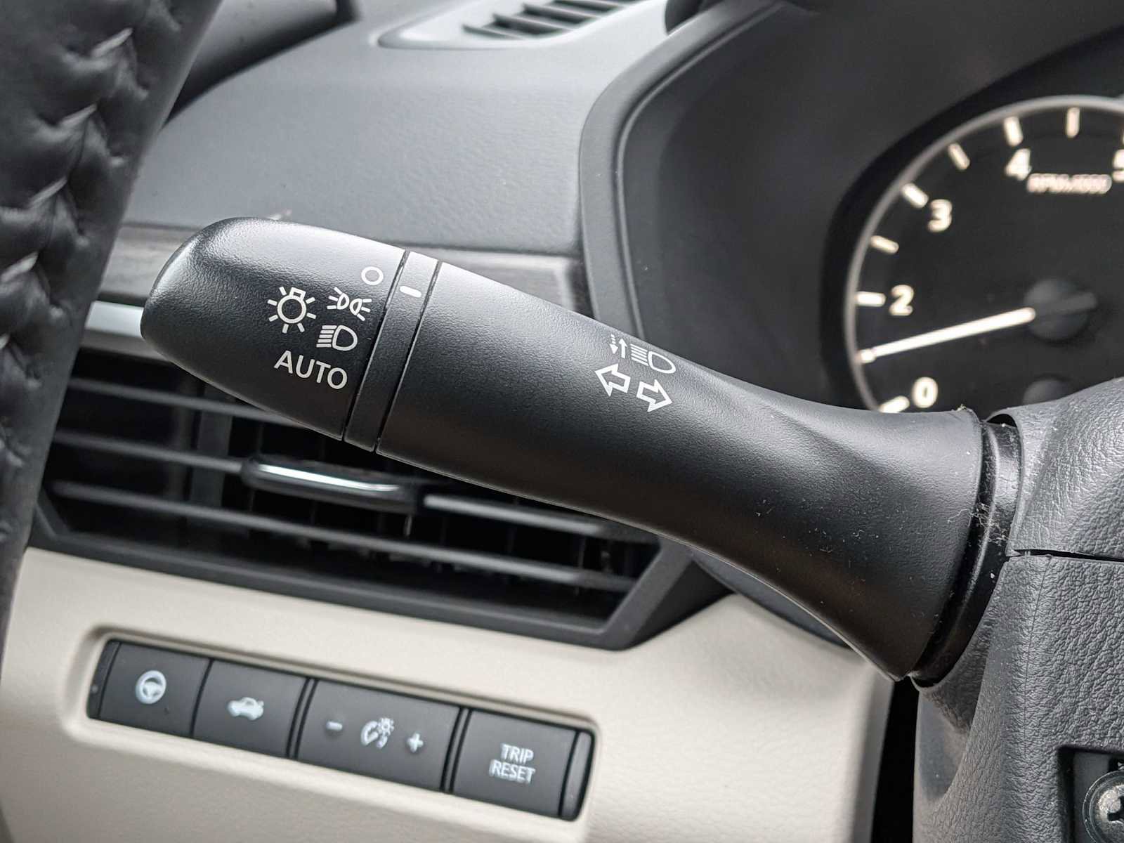 Used 2023 Nissan Altima 2.5 SL AWD/4WD image 26