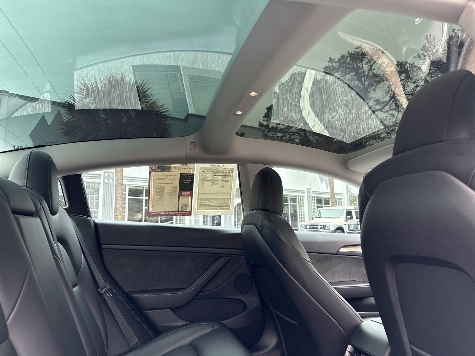 Used 2023 Tesla Model 3 Performance image 28