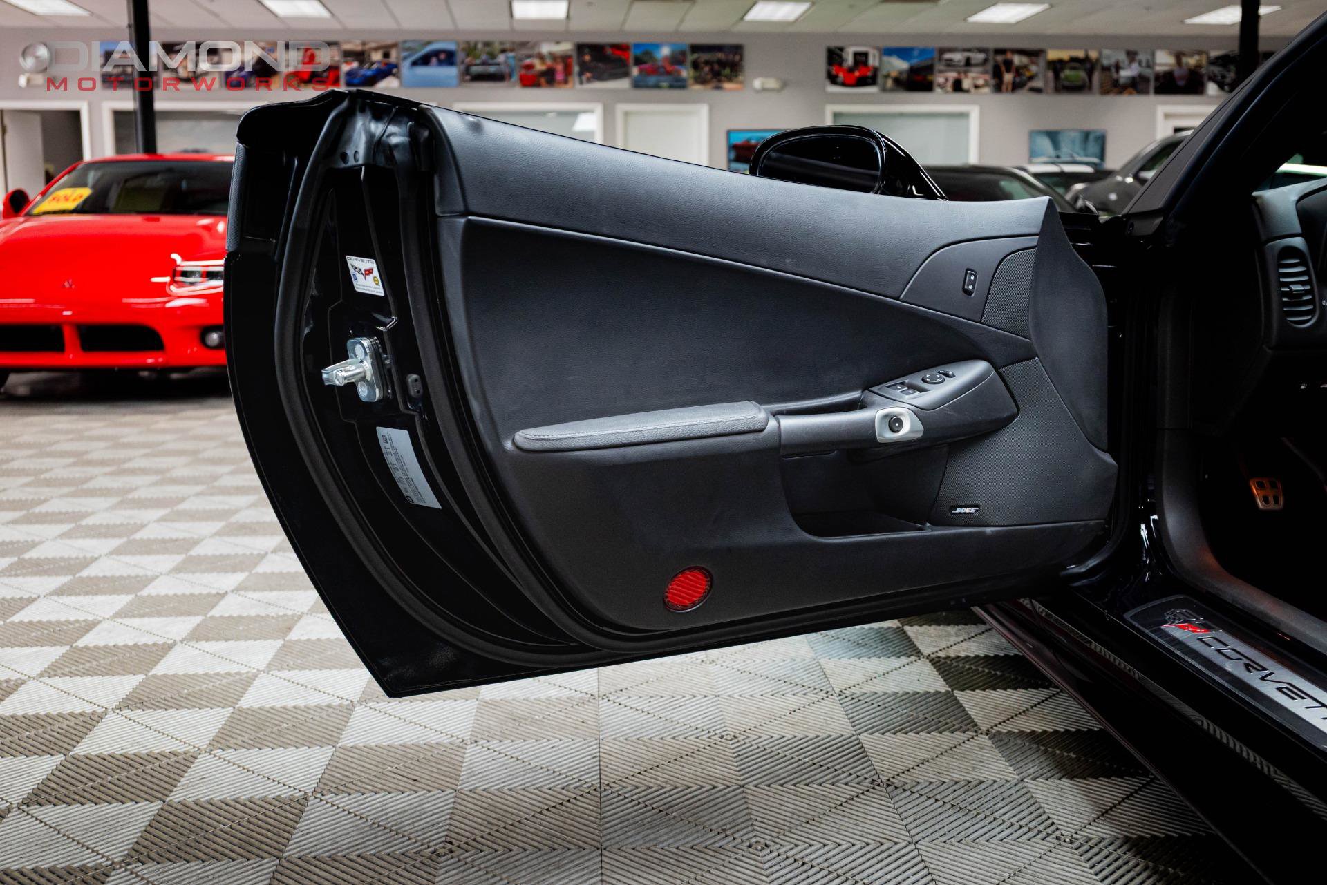 Used 2013 Chevrolet Corvette 427 w/ Z06 Carbon Fiber Package image 11