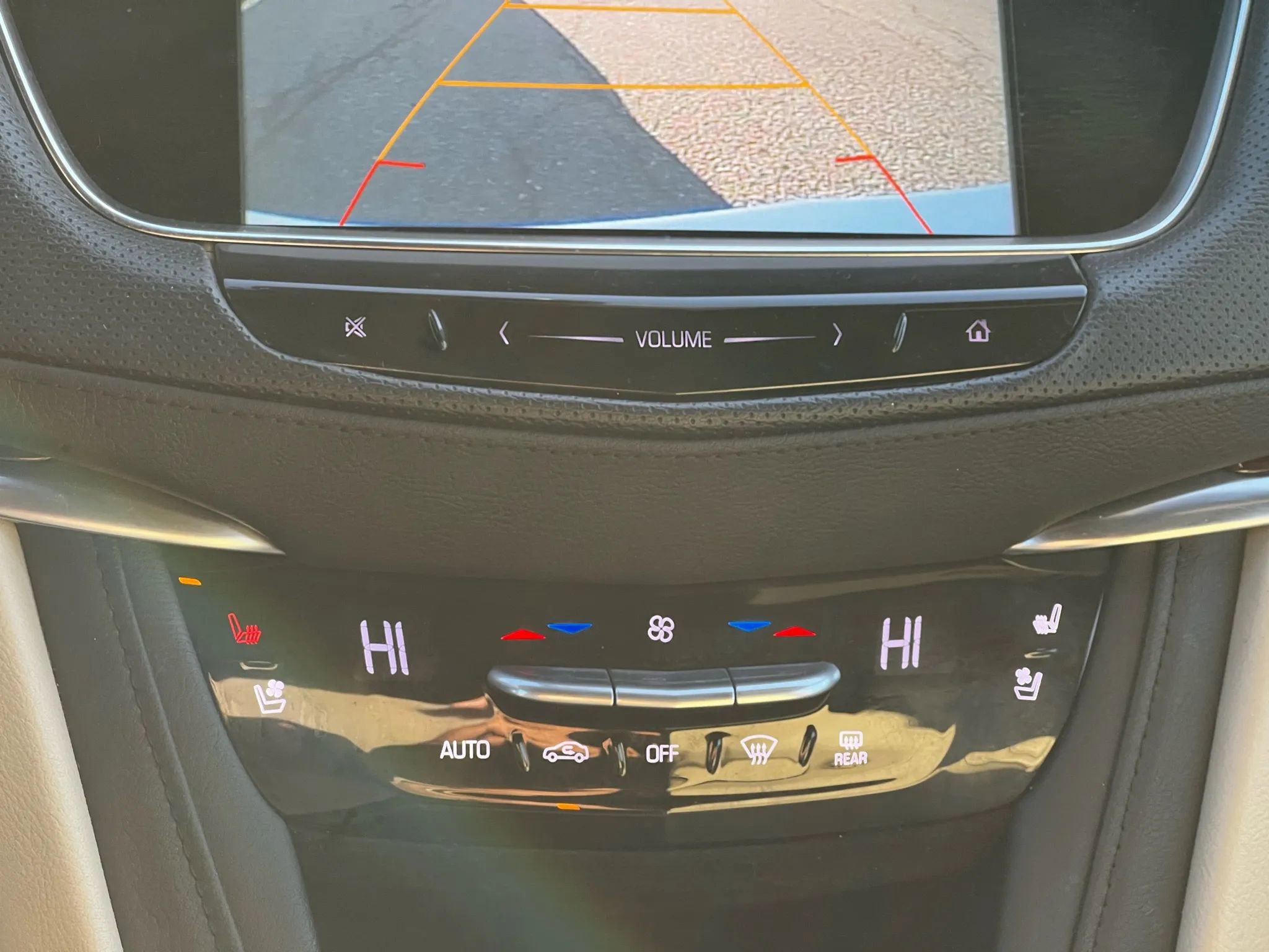 Used 2017 Cadillac XT5 Premium Luxury image 28