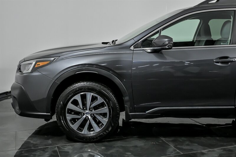 Used 2020 Subaru Outback Premium AWD/4WD image 6