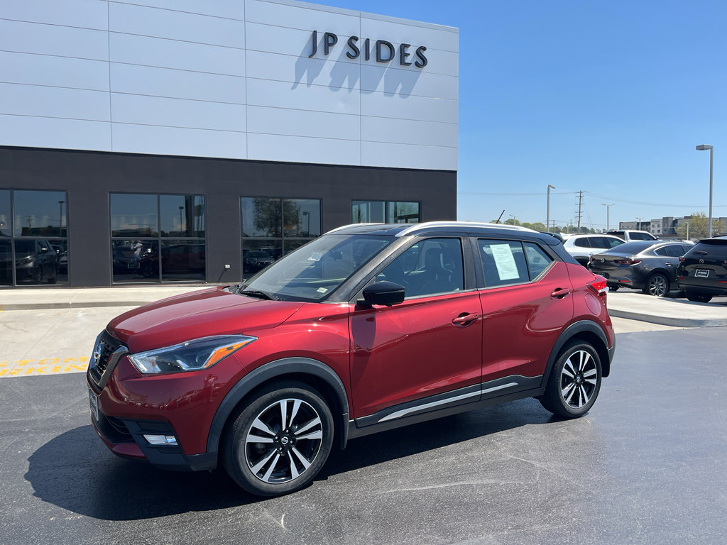Used 2019 Nissan Kicks SR w/ SR Premium Package image 1