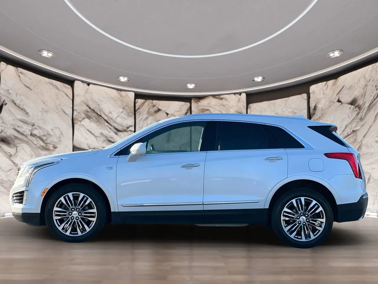 Used 2017 Cadillac XT5 Premium Luxury image 9