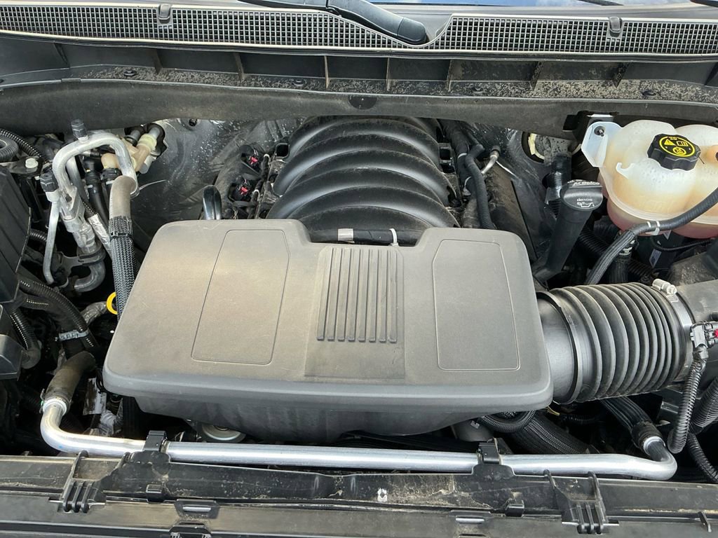 Used 2023 Chevrolet Suburban RST w/ Luxury Package image 25