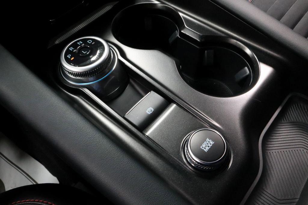 Used 2025 Ford Explorer ST-Line image 31