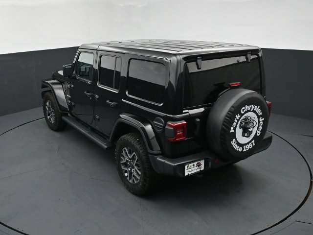 Used 2024 Jeep Wrangler Unlimited Sahara w/ Dual Top Group AWD/4WD image 16