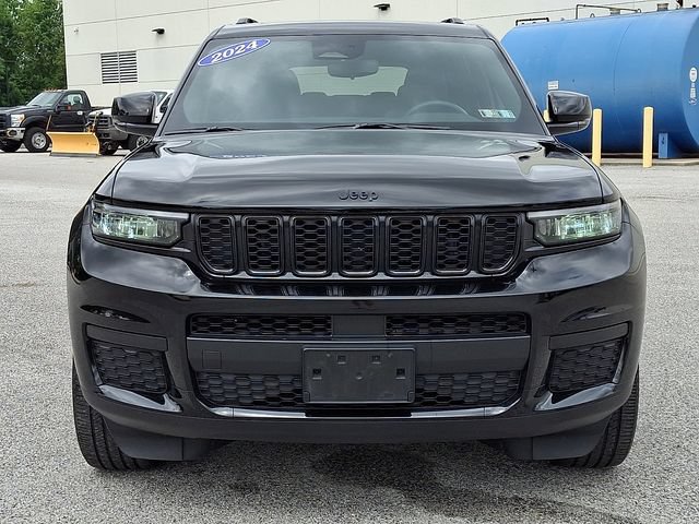 Used 2024 Jeep Grand Cherokee L Altitude AWD/4WD image 5
