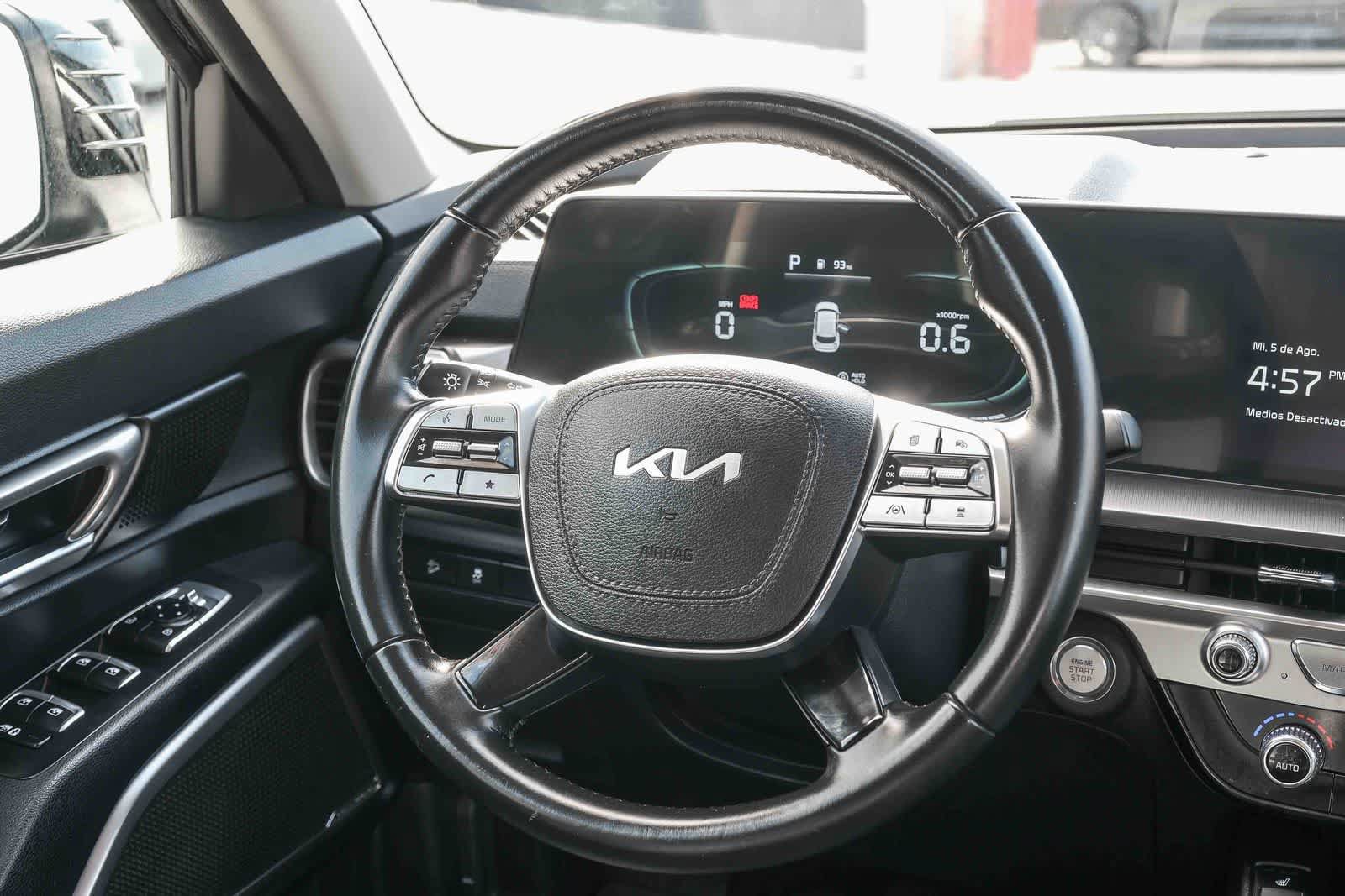 Used 2024 Kia Telluride S w/ S Sunroof Package FWD image 17