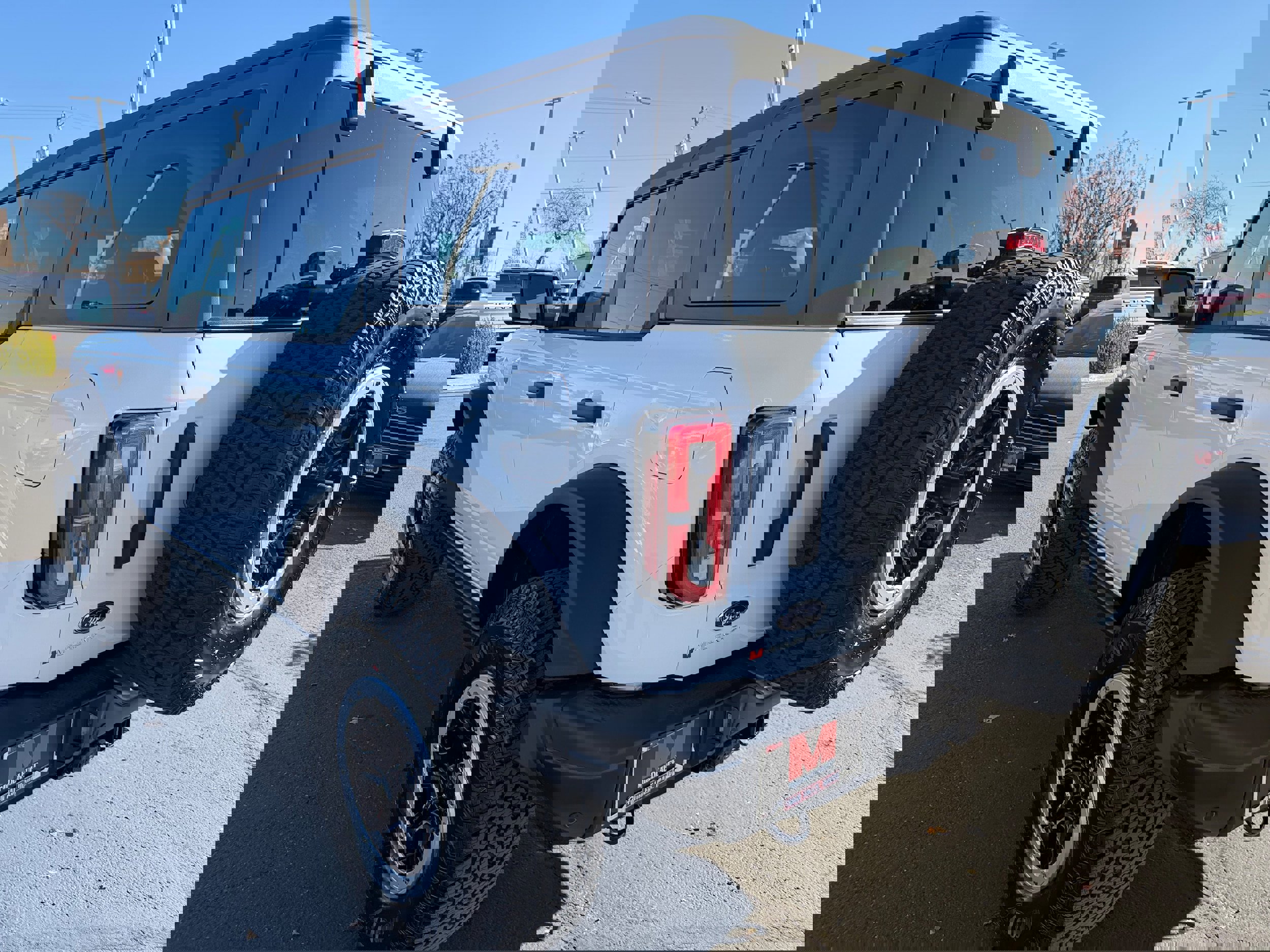 New 2025 Ford Bronco Badlands image 6