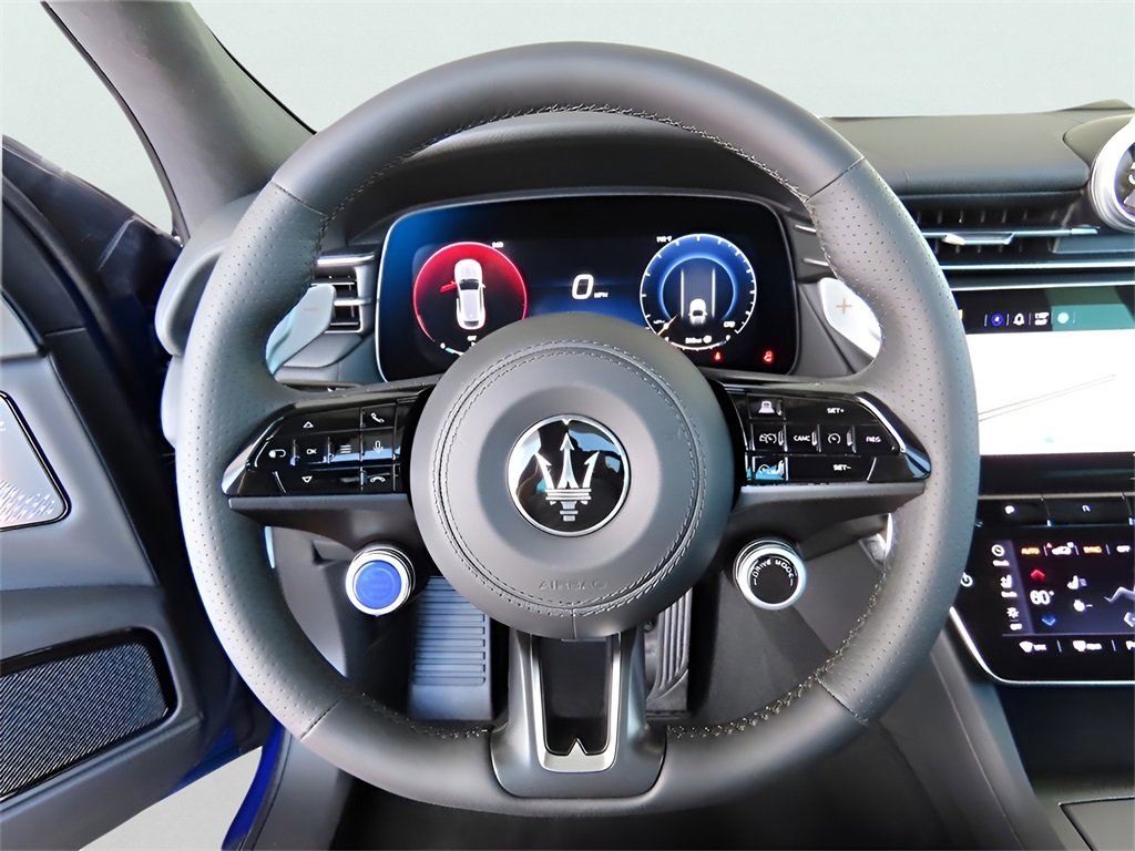 New 2024 Maserati Grecale GT image 40