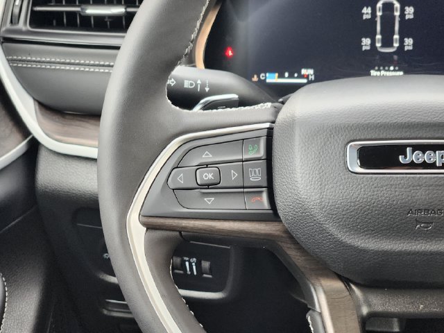 New 2027 Jeep Grand Cherokee L Limited AWD/4WD image 14