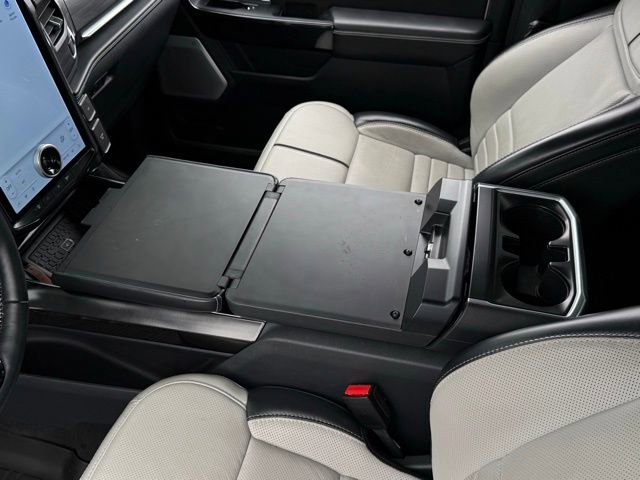 Used 2025 Ford F150 Lightning Platinum AWD/4WD image 37