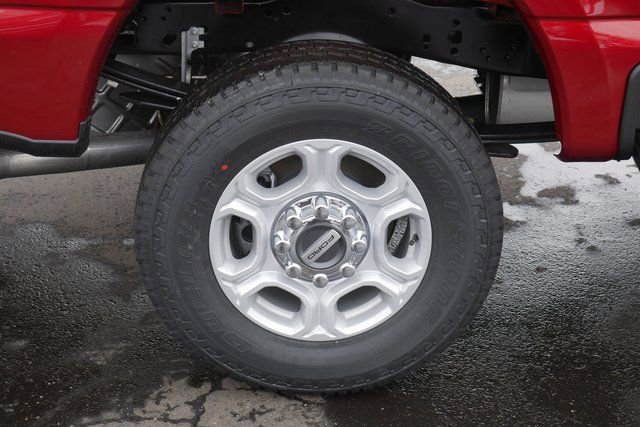 New 2026 Ford F250 XLT w/ FX4 Off-Road Package image 11