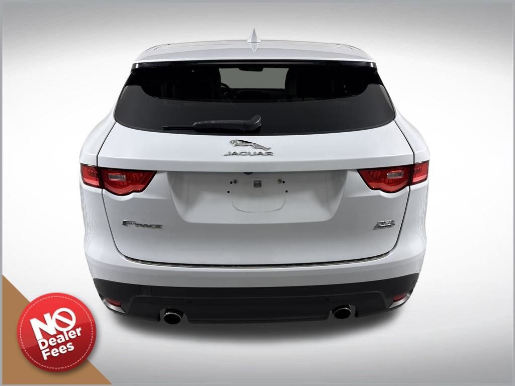 Used 2017 Jaguar F-PACE Prestige image 4