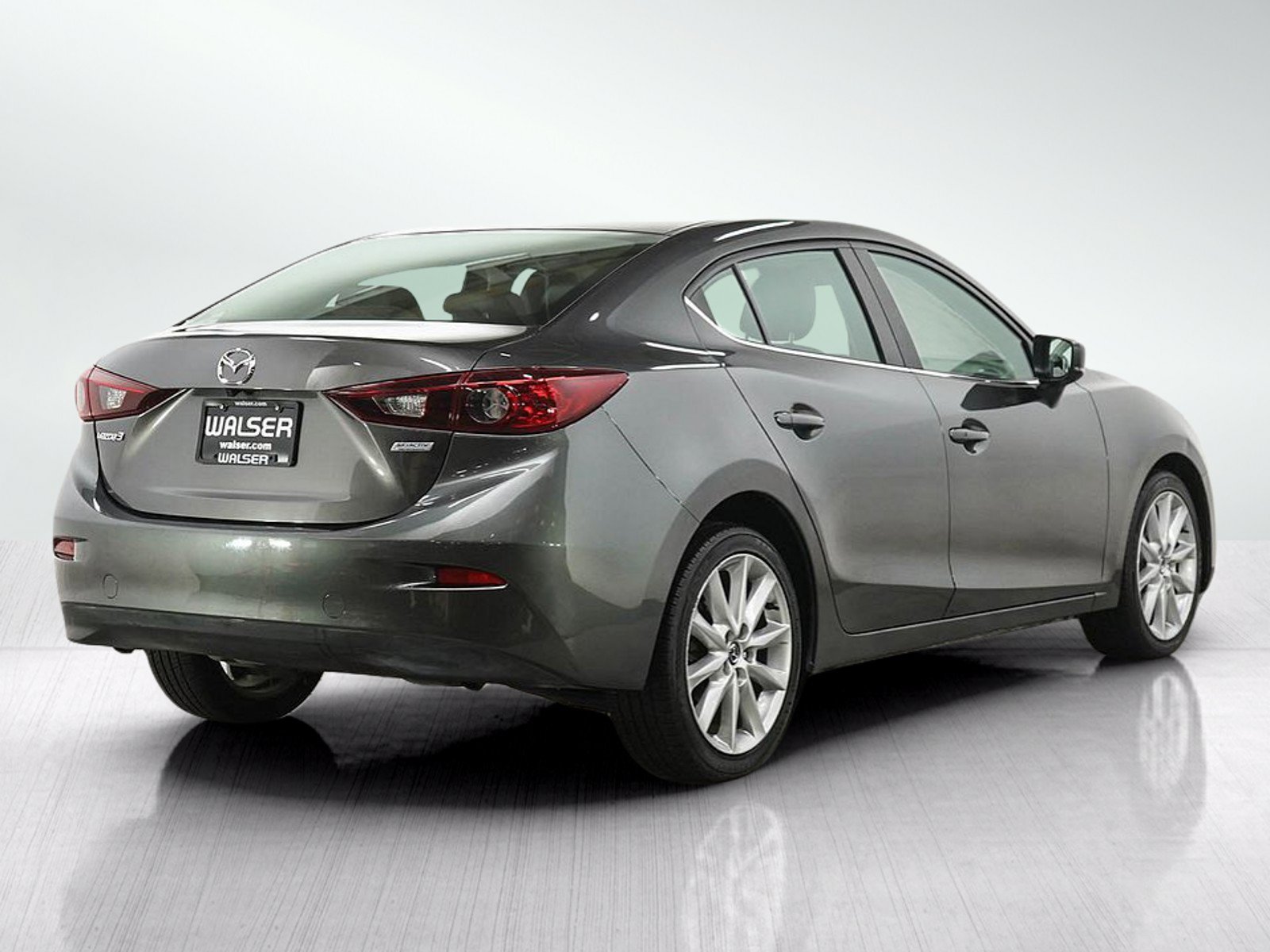 Used 2017 MAZDA MAZDA3 Touring FWD image 5