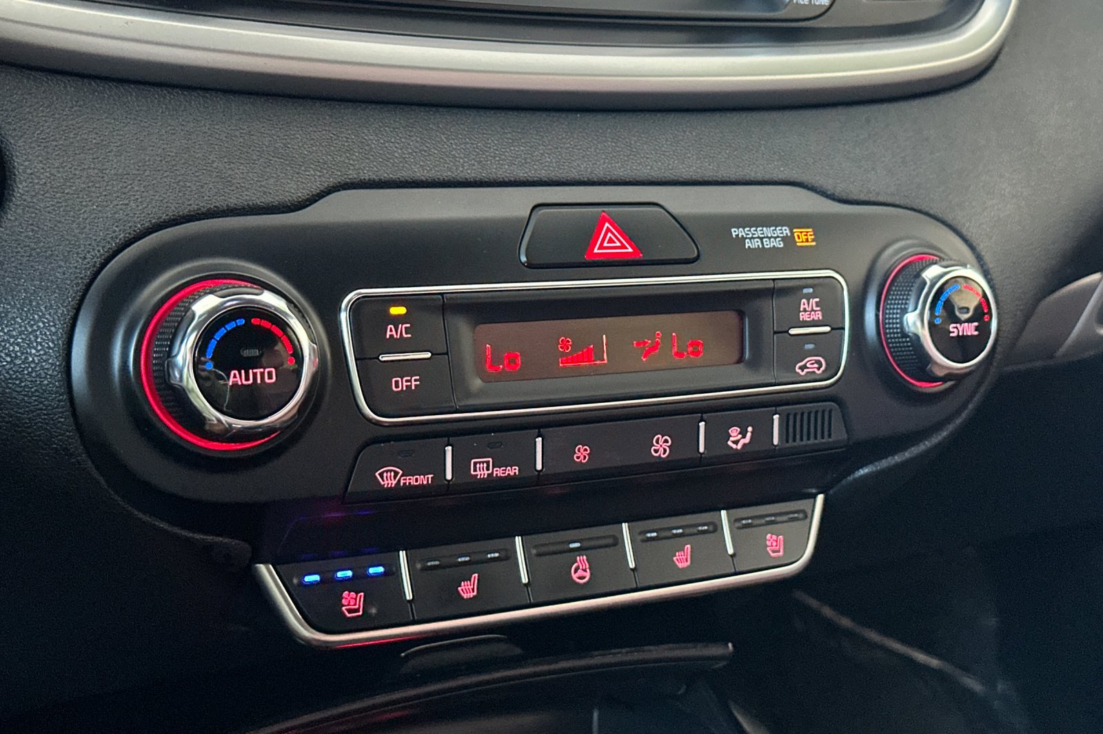 Used 2019 Kia Sorento SX AWD/4WD image 22