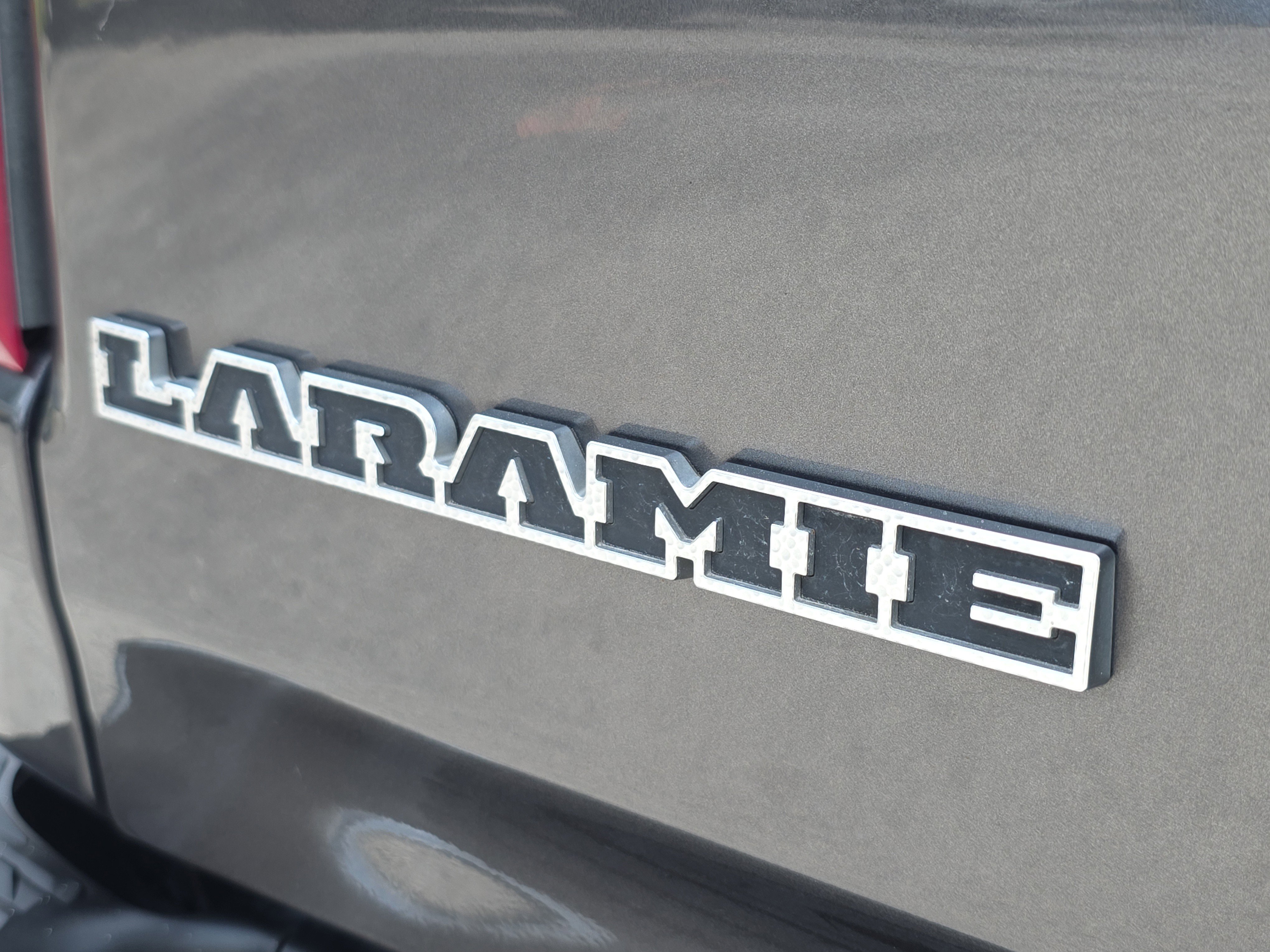 Used 2024 RAM 1500 Laramie RWD image 10