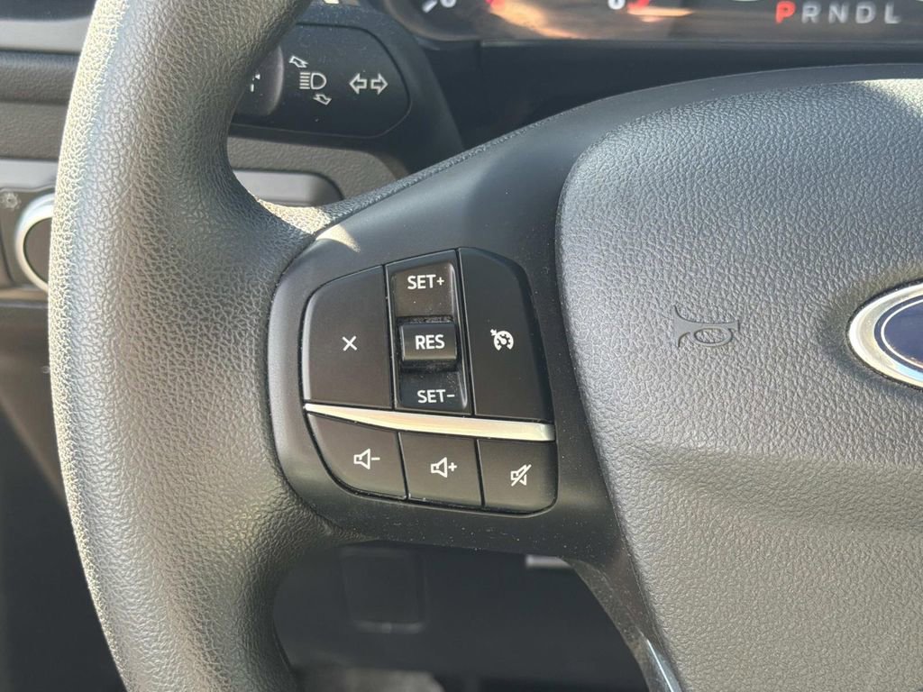 Certified 2022 Ford Escape SE image 10